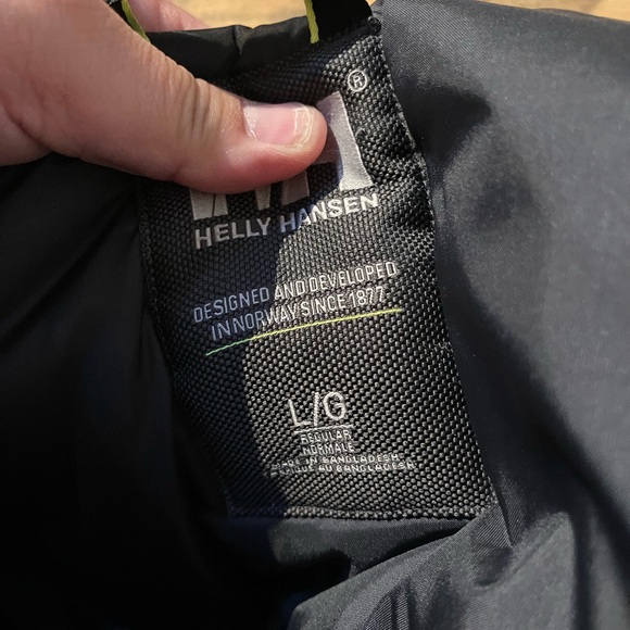 Helly winter jacket in a very good condition,Large size. - Picture 4 of 4